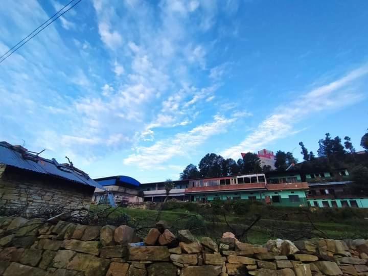 Shanti Home Stay Chaukori Luaran gambar